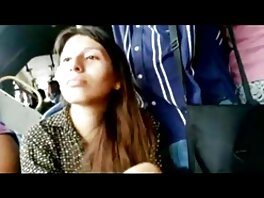 Teini Latina Syksy Falls kanssa karvainen pillua ilmaiset homo videot on seksiä olohuoneessa